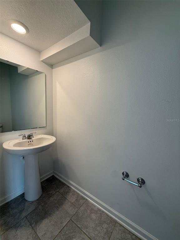 Building Photo - 3266 Laurent Lp