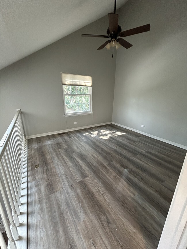 Building Photo - 1381 Laurel Oaks Dr