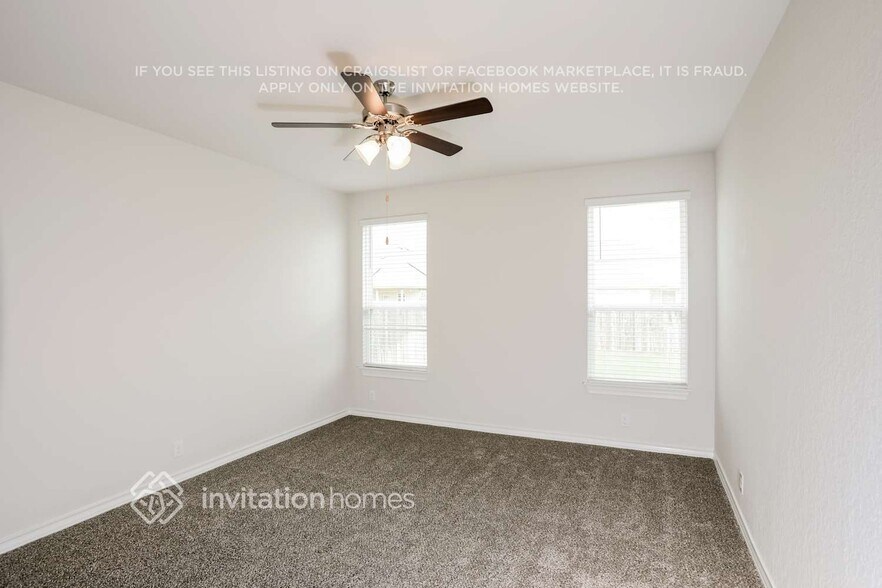 Building Photo - 13603 McBride Bend
