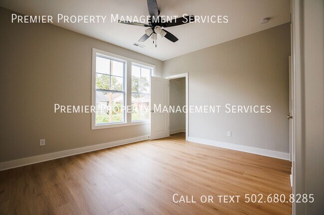 Building Photo - 966 Samuel St