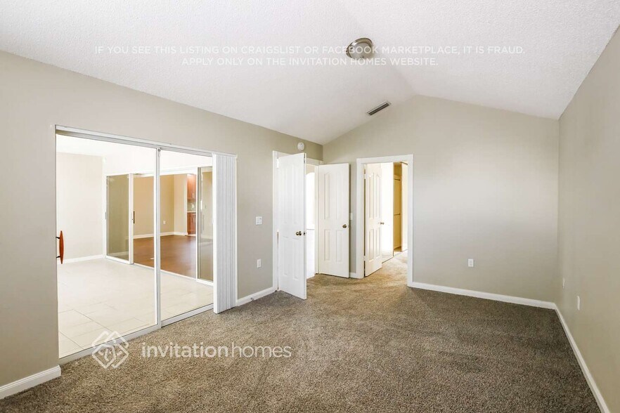 Building Photo - 2291 Saratoga Ln