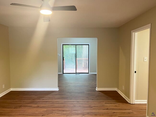 Building Photo - 1199 Runnymede Ln