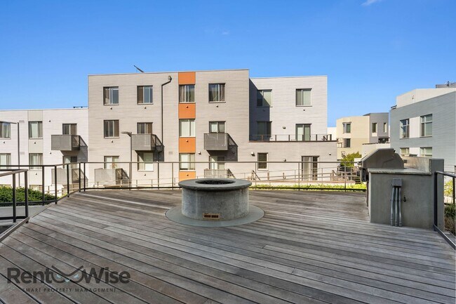 Building Photo - 50 Jerrold Ave