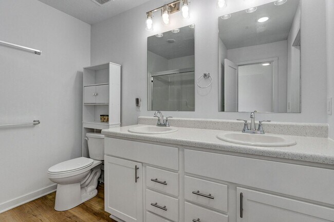 Building Photo - Charming 3 bedroom in Nixa schools!