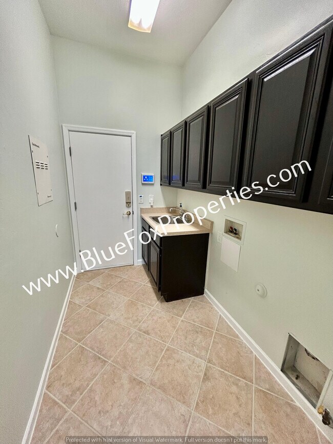 Building Photo - 12841 N Cactus Terrace Pl