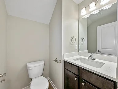 Building Photo - 5620 Buckthorne Dr