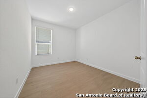 Building Photo - 3513 scooter