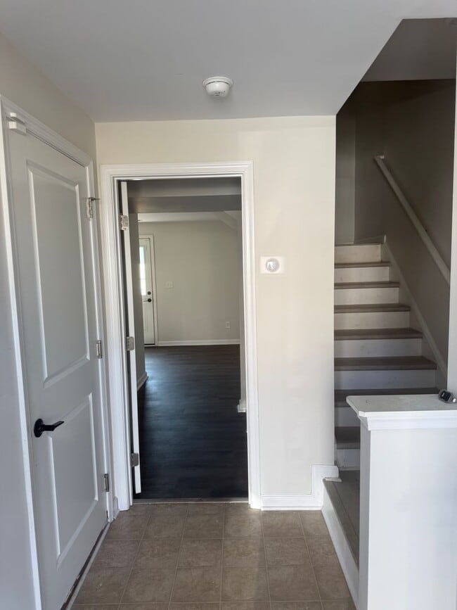 Building Photo - Newly Renovated 3BR Townhome with Private Patio in Fort Mill