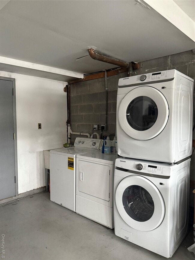 Building Photo - 29 Ridge Rd