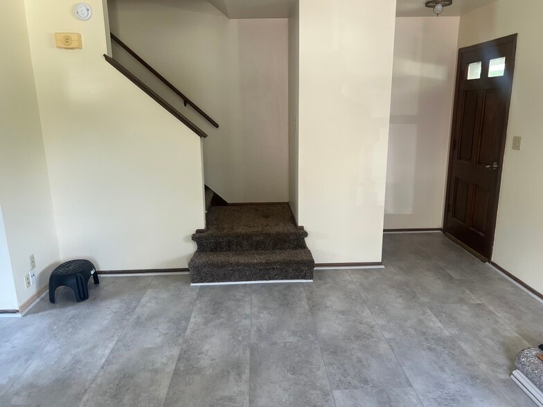 Entry and stairs - 5822 S Indiana Ave