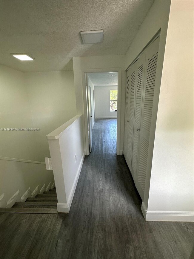 Building Photo - 2050 SW 122nd Ave