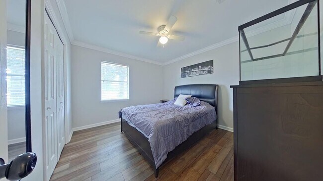 Building Photo - 3083 Skyline Dr