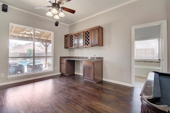 Building Photo - 4204 Lorimar Dr