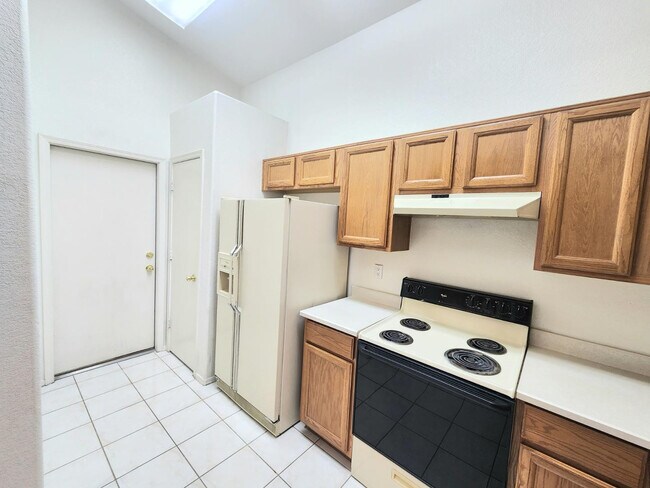 Building Photo - 9211 W Sandra Terrace