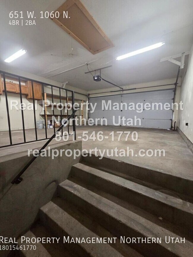Building Photo - 651 W 1060 N