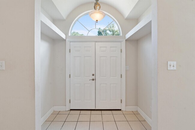 Building Photo - 2961 Viking Way