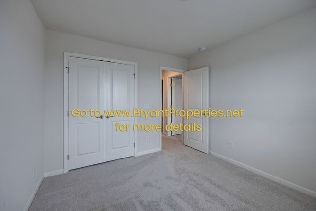 Building Photo - 632 Exmoor Dr