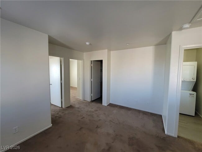 Building Photo - 9157 Desirable Ct