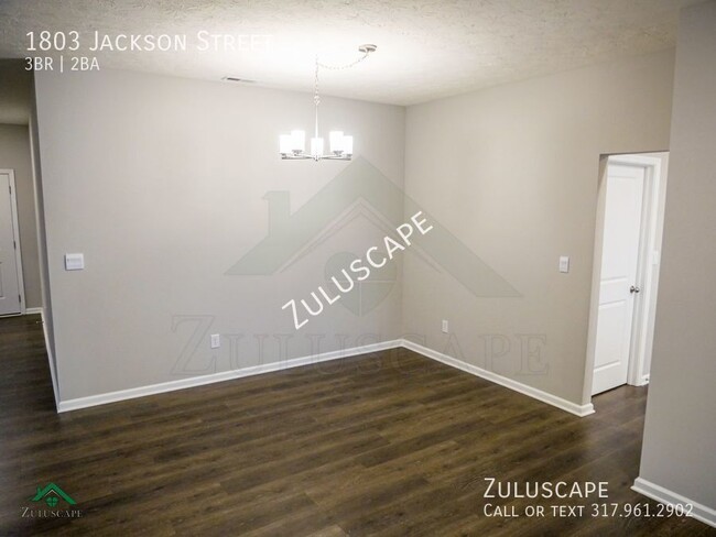 Building Photo - HALF OFF 1st MONTH RENT….1803 Jackson Stre...