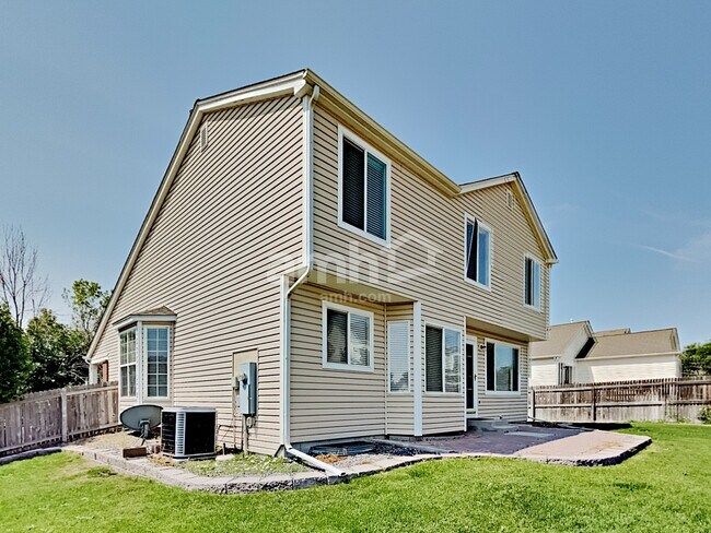 Building Photo - 15625 E 99th Ave