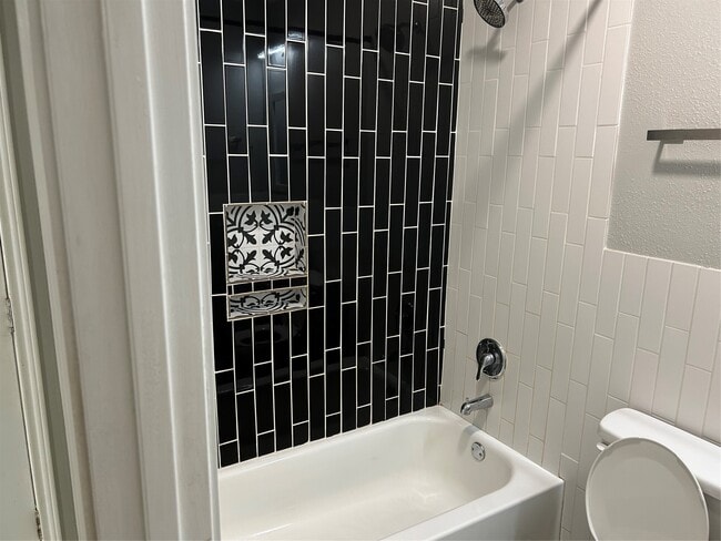 Building Photo - 5105 Sherman St