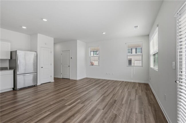 Building Photo - 206 Fenchurch Wy