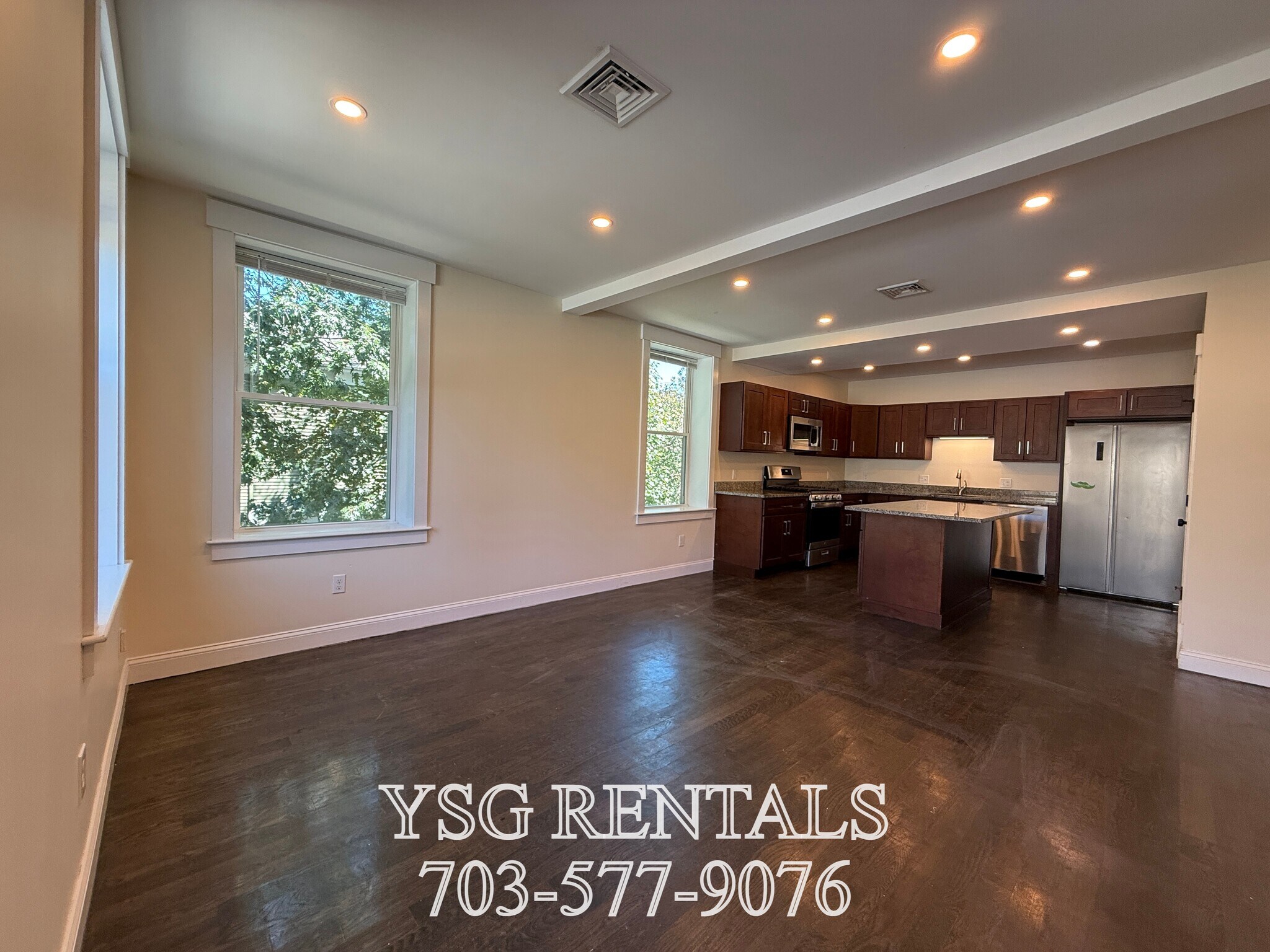 Building Photo - 17 Lambert Ave