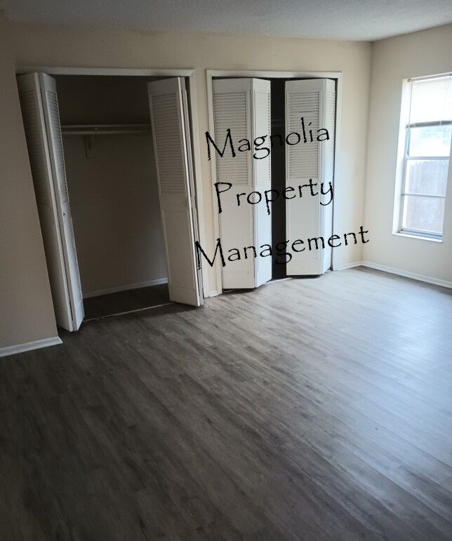Building Photo - 512 Majorca Ave