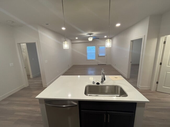 Building Photo - Reserve Arcola 3bd/2ba First Floor Unit