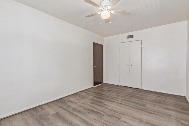 Building Photo - 4546 N 10th St