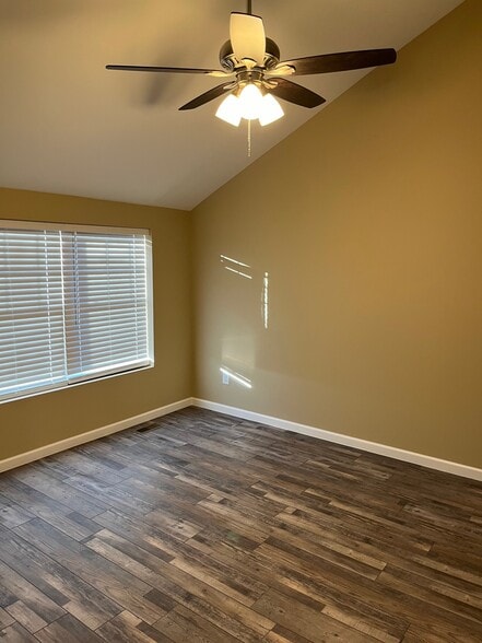 Building Photo - 39 Arbor Ct