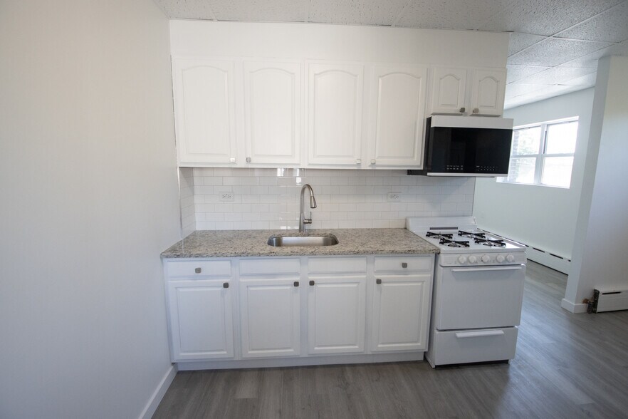 2nd FL Kitchen - 2848 S 11th St