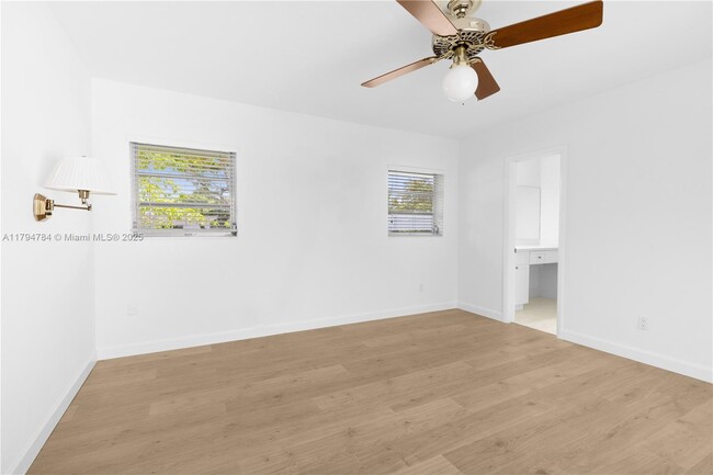 Building Photo - 13790 SW 80th Ave