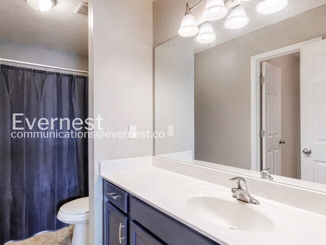Building Photo - 3-Bed/3-Bath Townhome/Available Soon!
