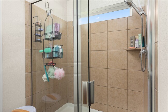 Building Photo - 2505 Bernadino Dr