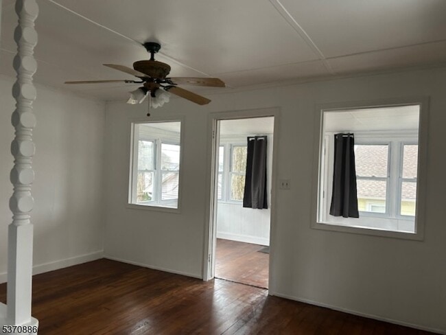 Building Photo - 19 Windemere Ave