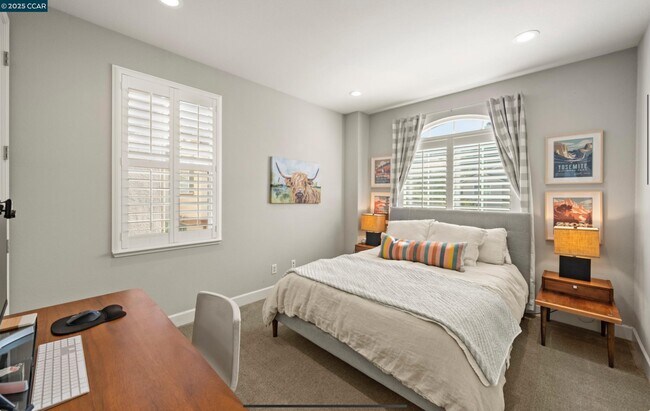 Building Photo - 110 Elworthy Ranch Dr