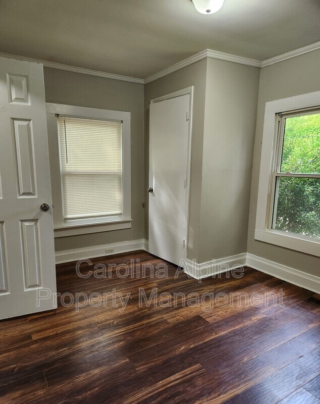 Building Photo - 1603 Hollyleaf Ave