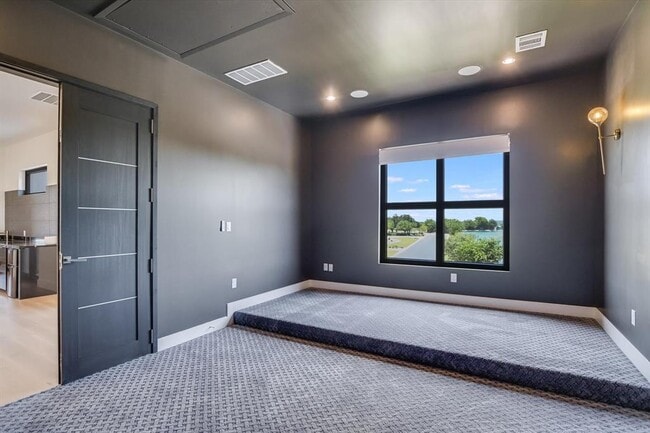 Building Photo - 1806 Lauren Dr