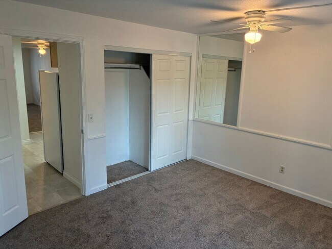 Building Photo - Charming 1 Bedroom, 1 Bathroom Available I...