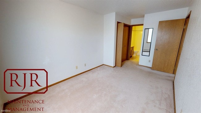 Building Photo - 2141 Xavier St