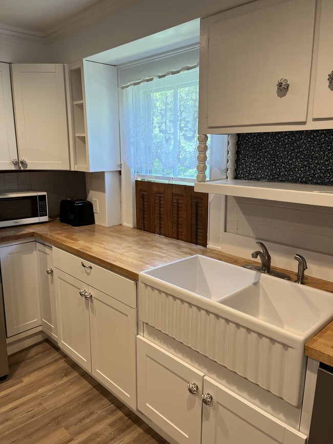 New cabinets, sink and dishwasher - 60 Grove St