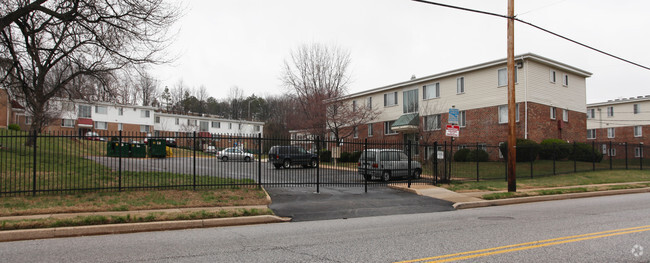 Primary Photo - Cherrydale Apartments