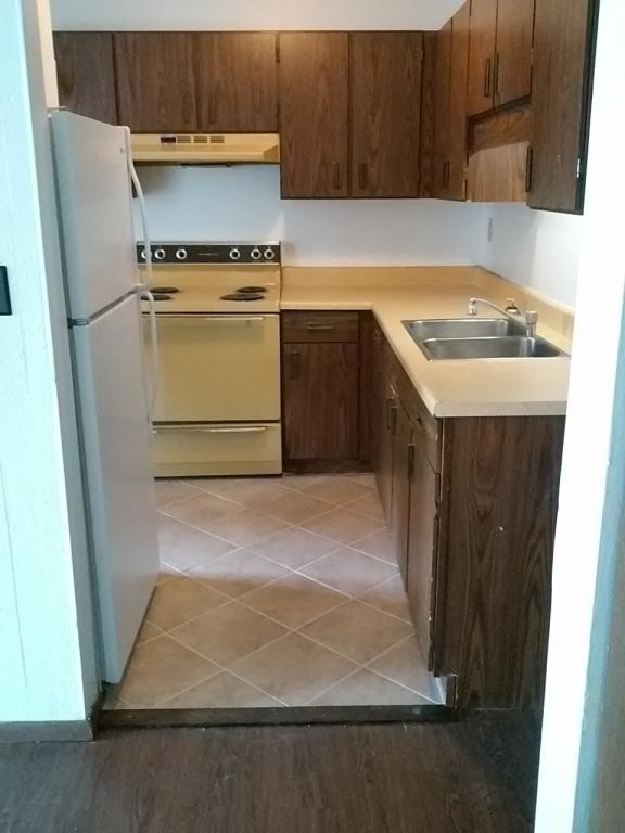 Primary Photo - 3633 Fairfax Street