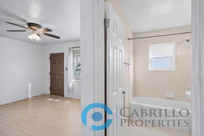 Building Photo - 4334 Cleveland Ave