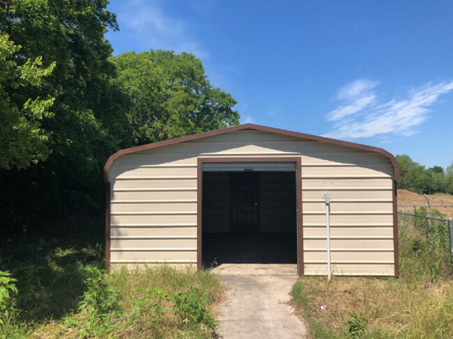 Building Photo - 6508 FM1565