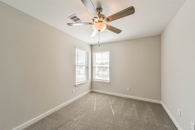 Building Photo - 3623 Pathfinder Ct