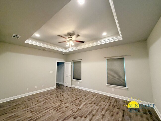 Building Photo - 2510 Tree Feather Ct