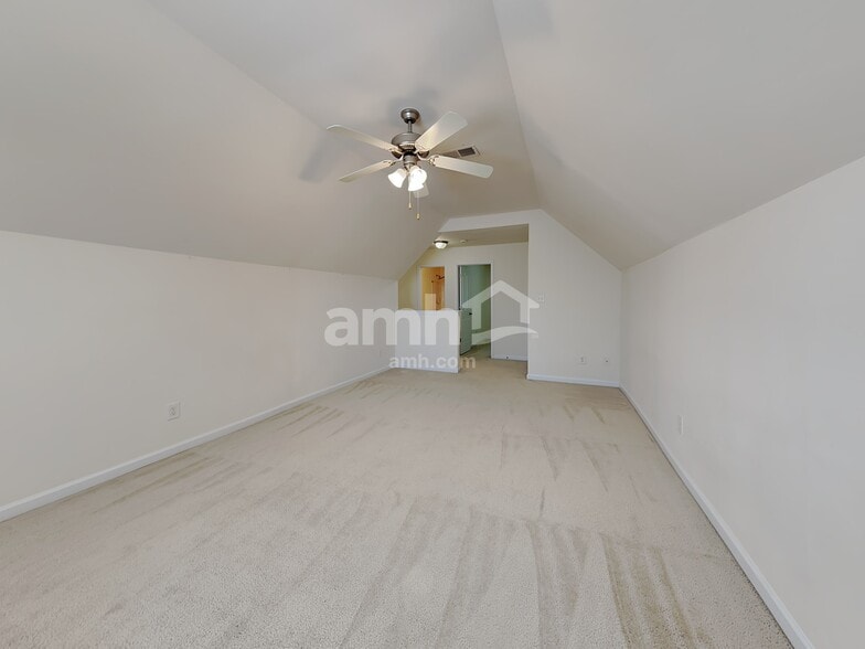 Building Photo - 3457 Lilliefield Ln