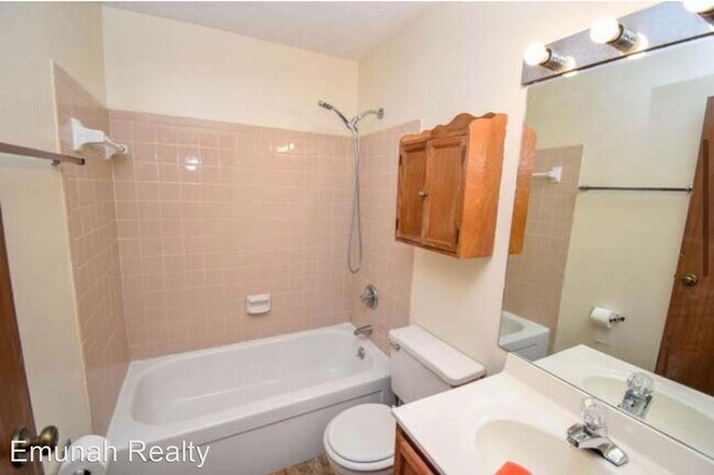 Building Photo - 7213 Creekview Dr
